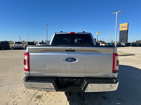 Used 2022 Ford F150 Lariat w/ Equipment Group 502A High image 5