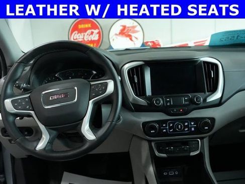 Used 2023 GMC Terrain SLT w/ Tech Package image 2