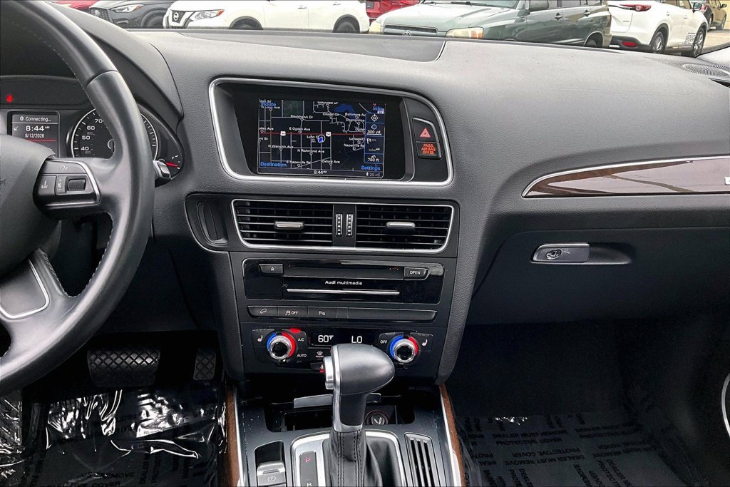 Used 2016 Audi Q5 2.0T Premium Plus w/ Technology Package AWD/4WD image 19