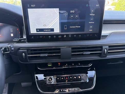 Used 2024 Lincoln Corsair FWD image 32