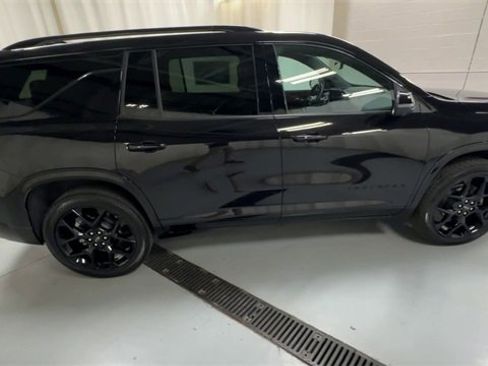 Used 2024 Chevrolet Traverse RS w/ LPO, Floor Liner Package image 9