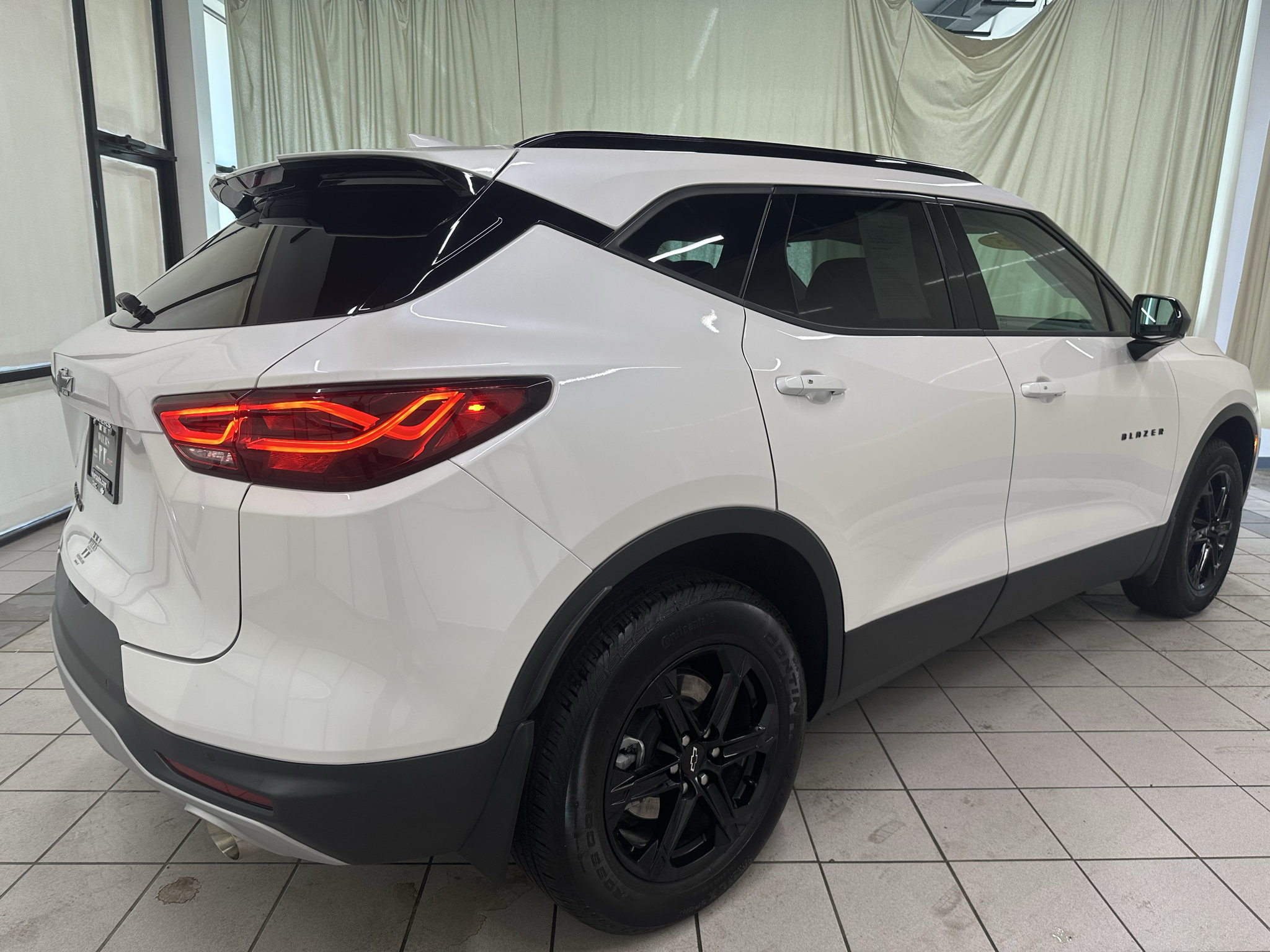 Certified 2025 Chevrolet Blazer LT w/ Convenience Package AWD/4WD image 5
