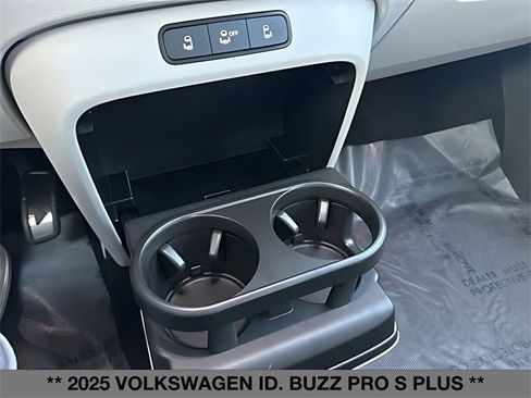 New 2025 Volkswagen ID. Buzz Pro S Plus image 27