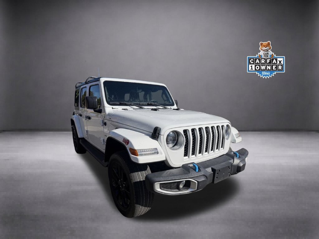 Used 2023 Jeep Wrangler Unlimited Sahara w/ Cold Weather Group AWD/4WD image 2