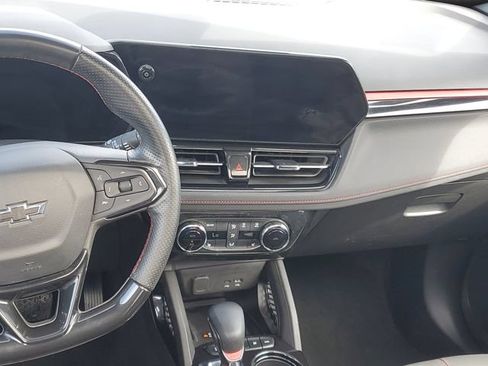 Used 2024 Chevrolet TrailBlazer RS w/ Convenience Package AWD/4WD image 14