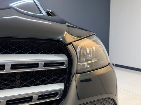 Used 2023 Mercedes-Benz GLS 450 4MATIC image 24