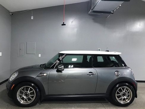 Used 2008 MINI Cooper S FWD image 6