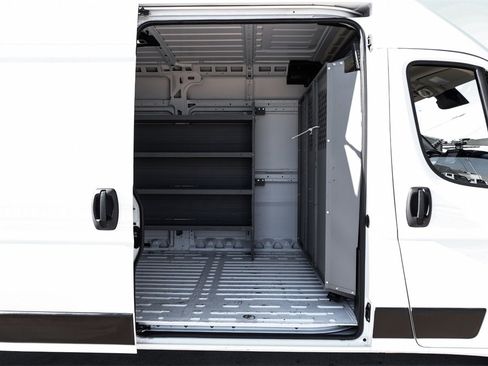 Used 2023 RAM ProMaster 2500 image 33