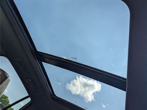 New 2025 Cadillac XT6 Luxury w/ LPO, Floor Liner Package image 18