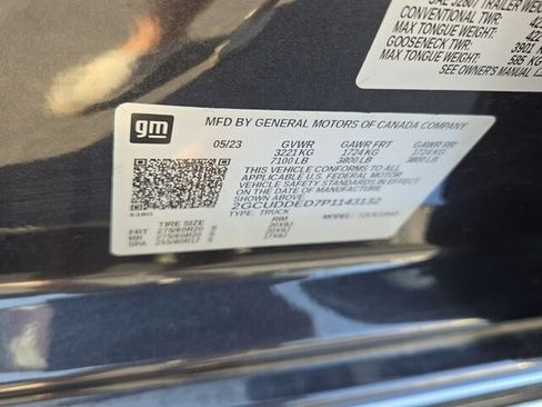 Used 2023 Chevrolet Silverado 1500 LT AWD/4WD image 22