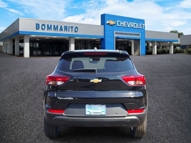 New 2026 Chevrolet TrailBlazer LS w/ LS Convenience Package FWD image 4