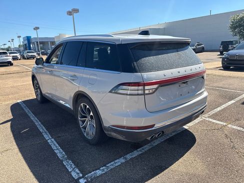 Used 2025 Lincoln Aviator Reserve w/ Luxury Package RWD image 7