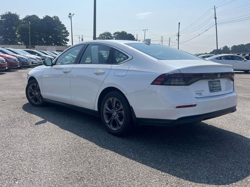 Used 2023 Honda Accord EX image 5