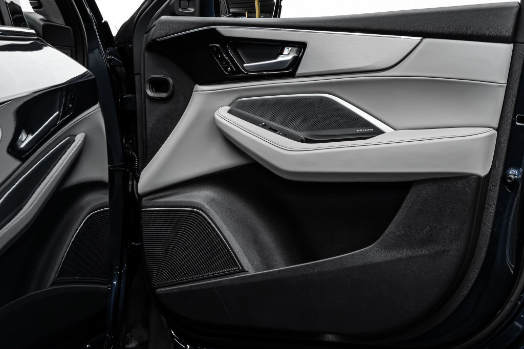 New 2026 Acura MDX w/ Technology Package AWD/4WD image 18