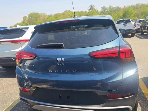 Used 2024 Buick Encore GX Preferred FWD image 3