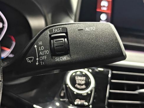 Used 2022 BMW M550i xDrive AWD/4WD image 77