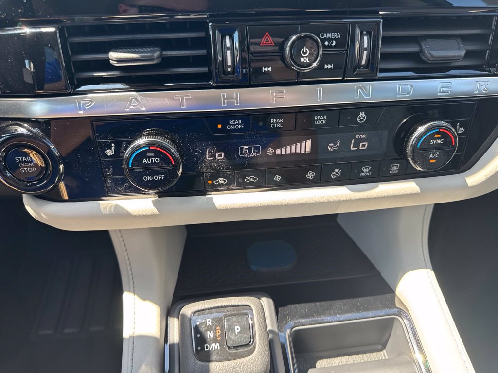 New 2026 Nissan Pathfinder SL FWD image 31