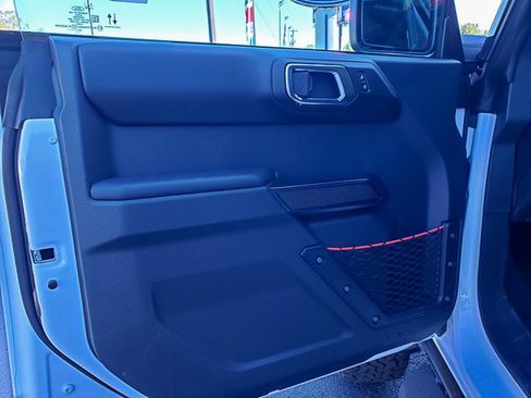 New 2025 Ford Bronco Raptor image 7