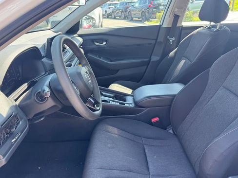 Used 2023 Honda Accord LX image 25