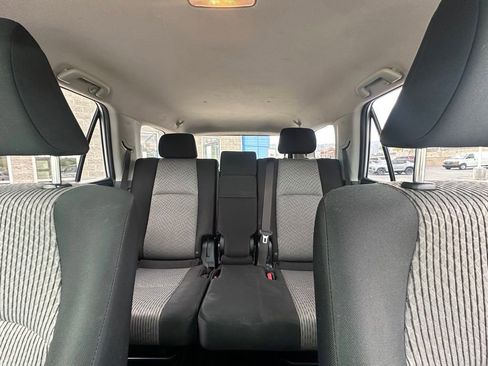Used 2019 Toyota 4Runner SR5 AWD/4WD image 29