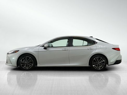 Used 2026 Toyota Camry XLE image 2