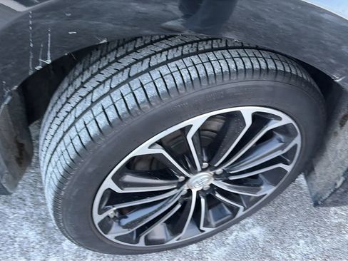 Used 2016 Toyota Corolla S Premium image 21