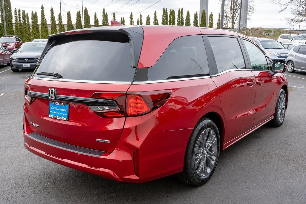 New 2026 Honda Odyssey Touring image 6