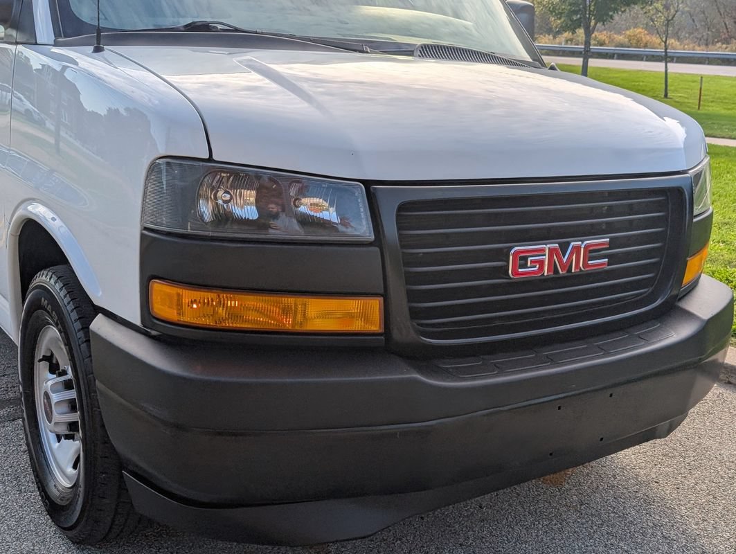 Used 2019 GMC Savana 2500 w/ Driver Convenience Package RWD image 11
