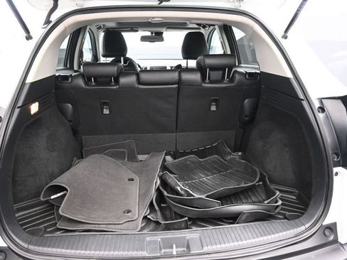 Used 2021 Honda HR-V EX-L image 18
