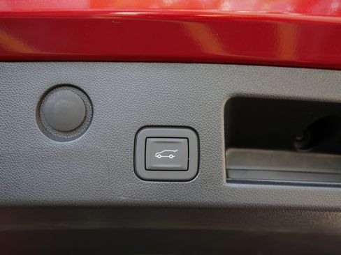 New 2026 Chevrolet Equinox ACTIV w/ Convenience Package III image 30