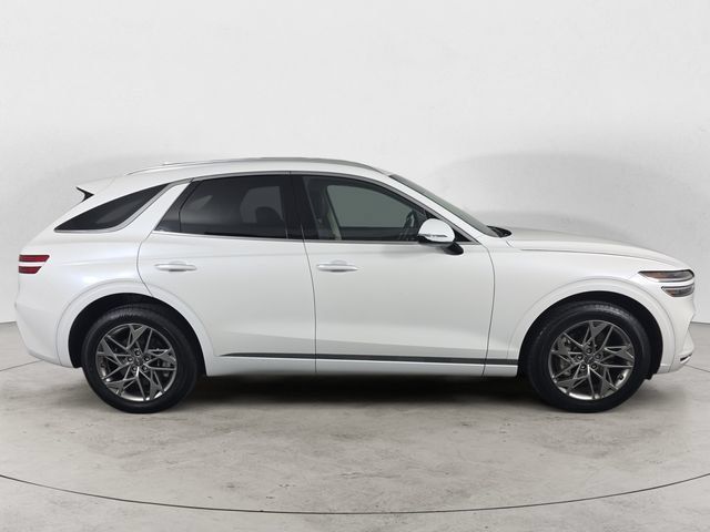 Used 2025 Genesis GV70 2.5T AWD/4WD image 6