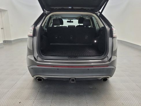 Used 2018 Ford Edge Titanium w/ Equipment Group 301A AWD/4WD image 29