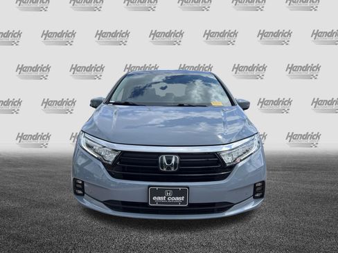 Used 2023 Honda Odyssey Touring image 3