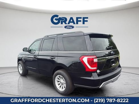 Used 2019 Ford Expedition XLT w/ Equipment Group 202A AWD/4WD image 10