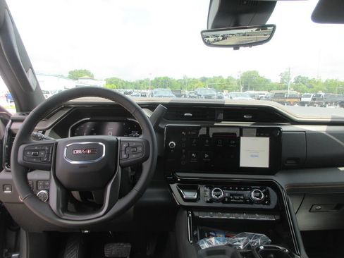 New 2026 GMC Sierra 2500 AT4 w/ AT4 Premium Plus Package AWD/4WD image 17