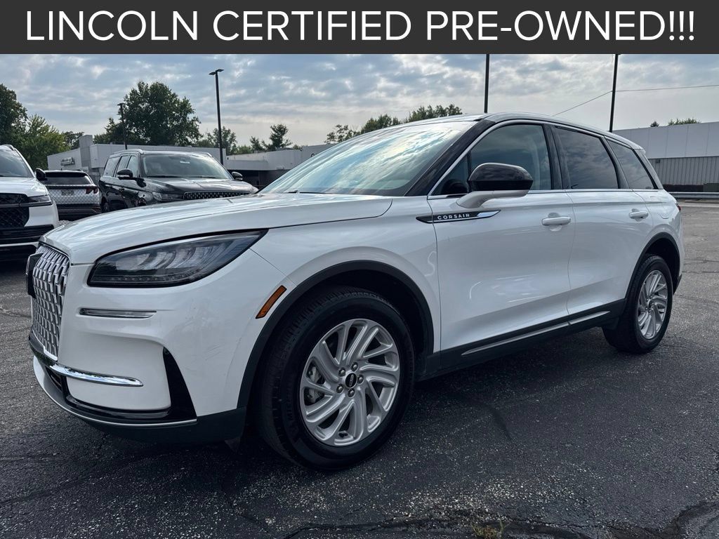 Used 2023 Lincoln Corsair FWD image 3