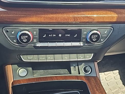 Used 2023 Audi Q5 2.0T Premium Plus w/ Premium Plus Package image 6