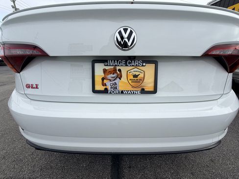 Used 2019 Volkswagen Jetta GLI image 14