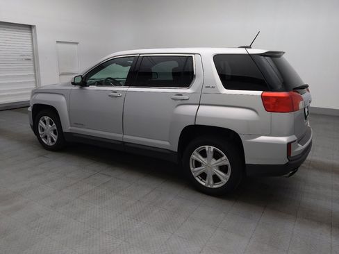 Used 2017 GMC Terrain SLE FWD image 3