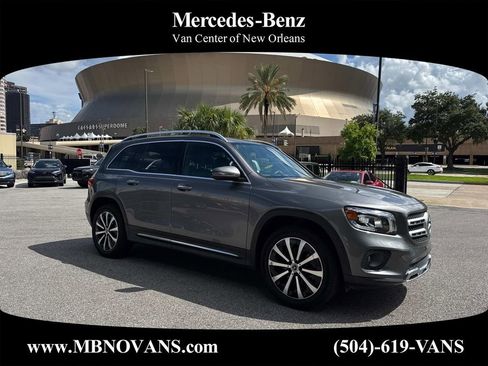 Used 2021 Mercedes-Benz GLB 250 image 1