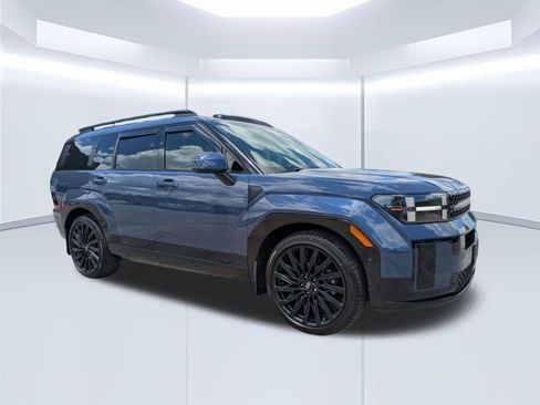 Certified 2025 Hyundai Santa Fe Calligraphy FWD image 2