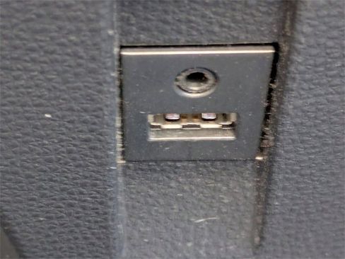 Used 2020 Toyota Corolla LE image 20