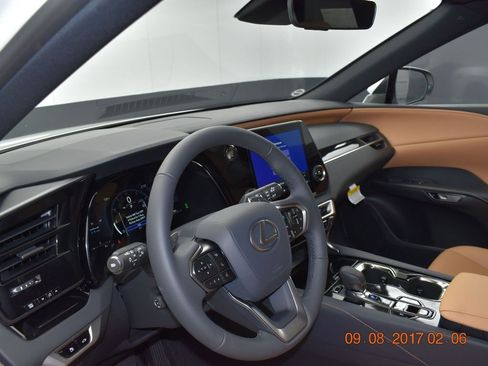 New 2025 Lexus RX 350 FWD image 12