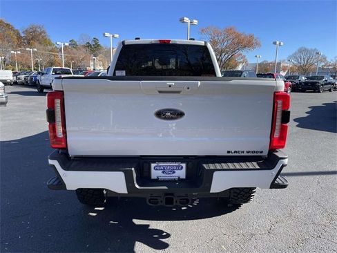 New 2026 Ford F250 Lariat w/ Black Appearance Package image 5