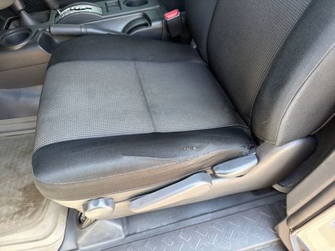 Used 2011 Toyota FJ Cruiser 4WD w/ Convenience Pkg image 20