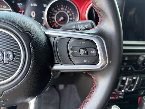Used 2022 Jeep Wrangler Unlimited Rubicon AWD/4WD image 17