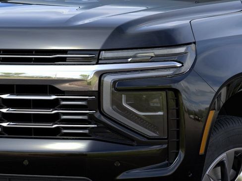 New 2026 Chevrolet Suburban Premier AWD/4WD image 10