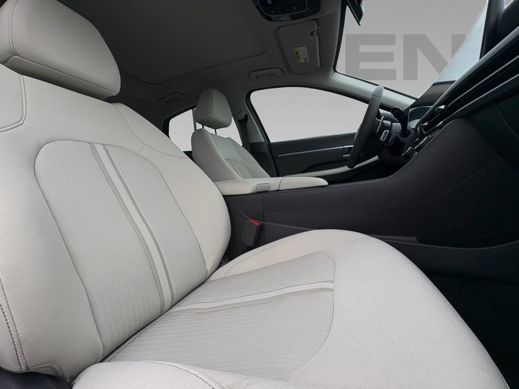 New 2024 Hyundai Sonata SEL w/ Convenience Package FWD image 12