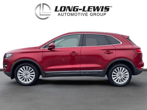 Used 2019 Lincoln MKC Premiere image 2