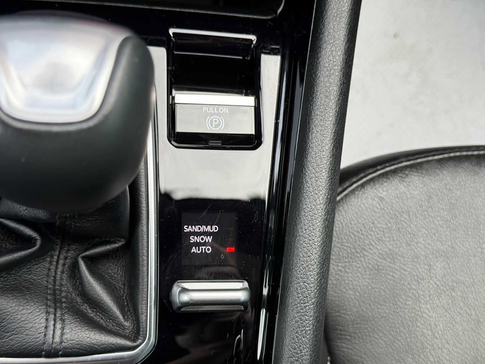 Used 2023 Jeep Compass High Altitude AWD/4WD image 31